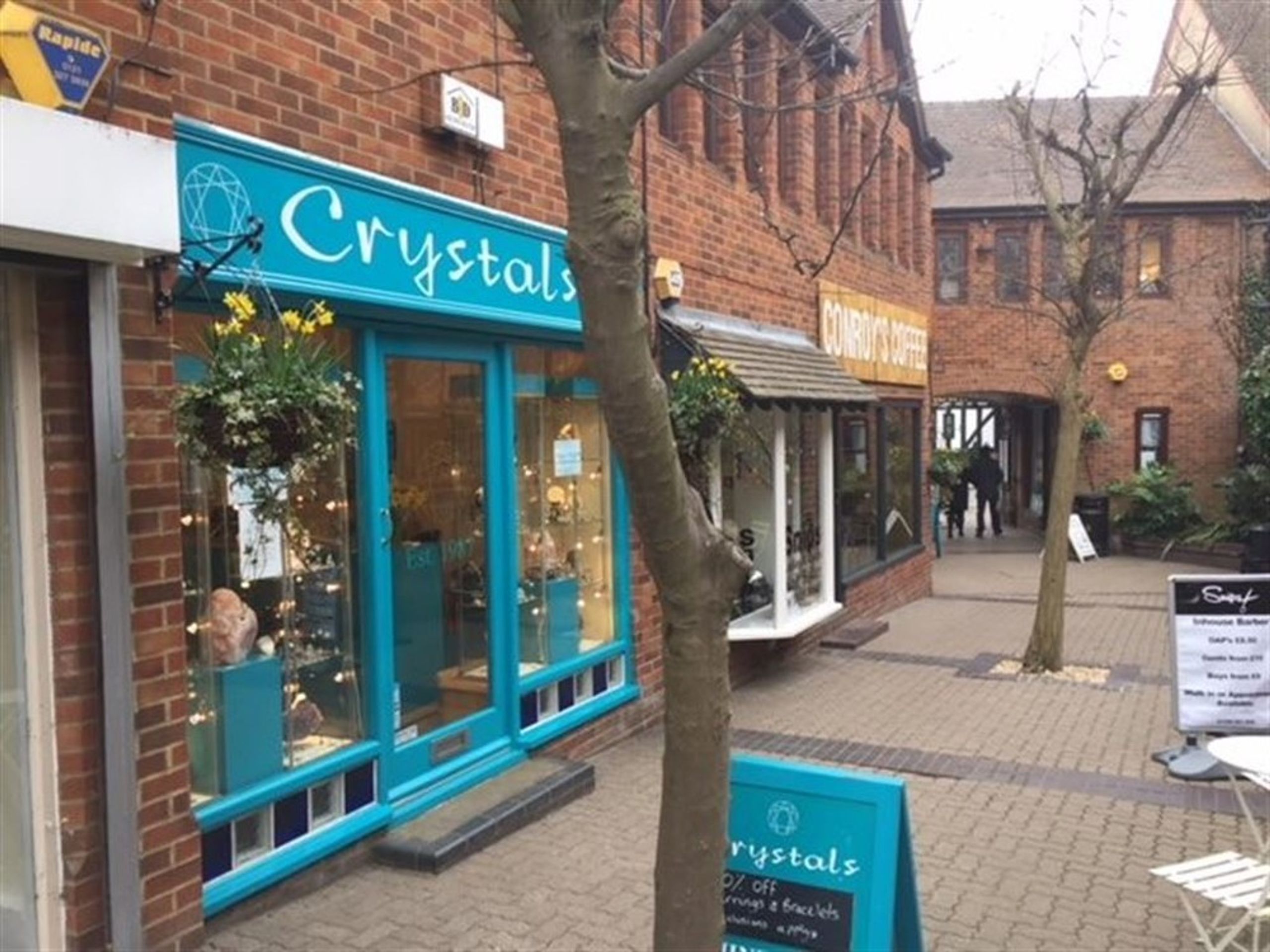 To Let 21 High St, StratforduponAvon CV37 6AU, UK PropList