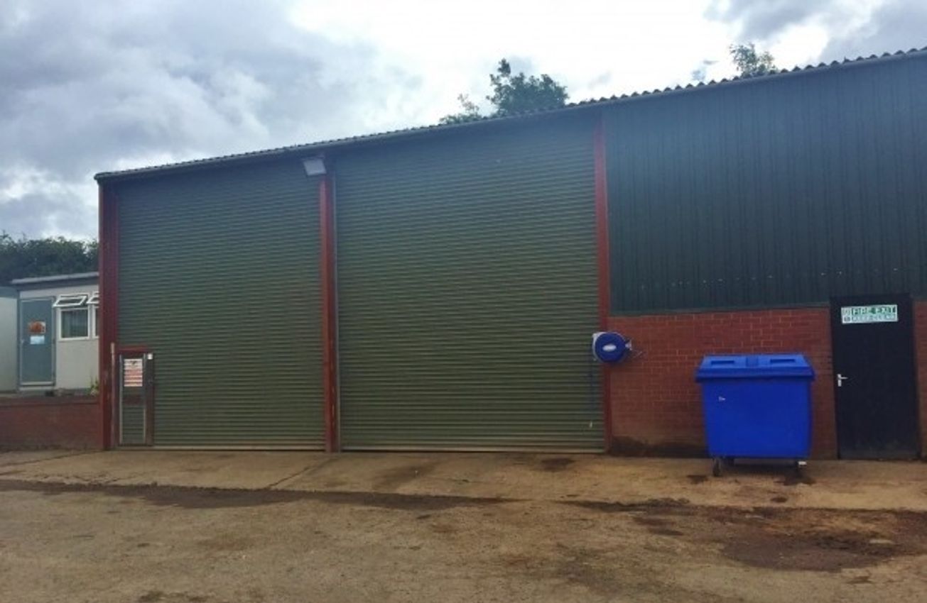 To Let Sinclair Gardens, Ketley, Telford TF1 5JH, UK PropList