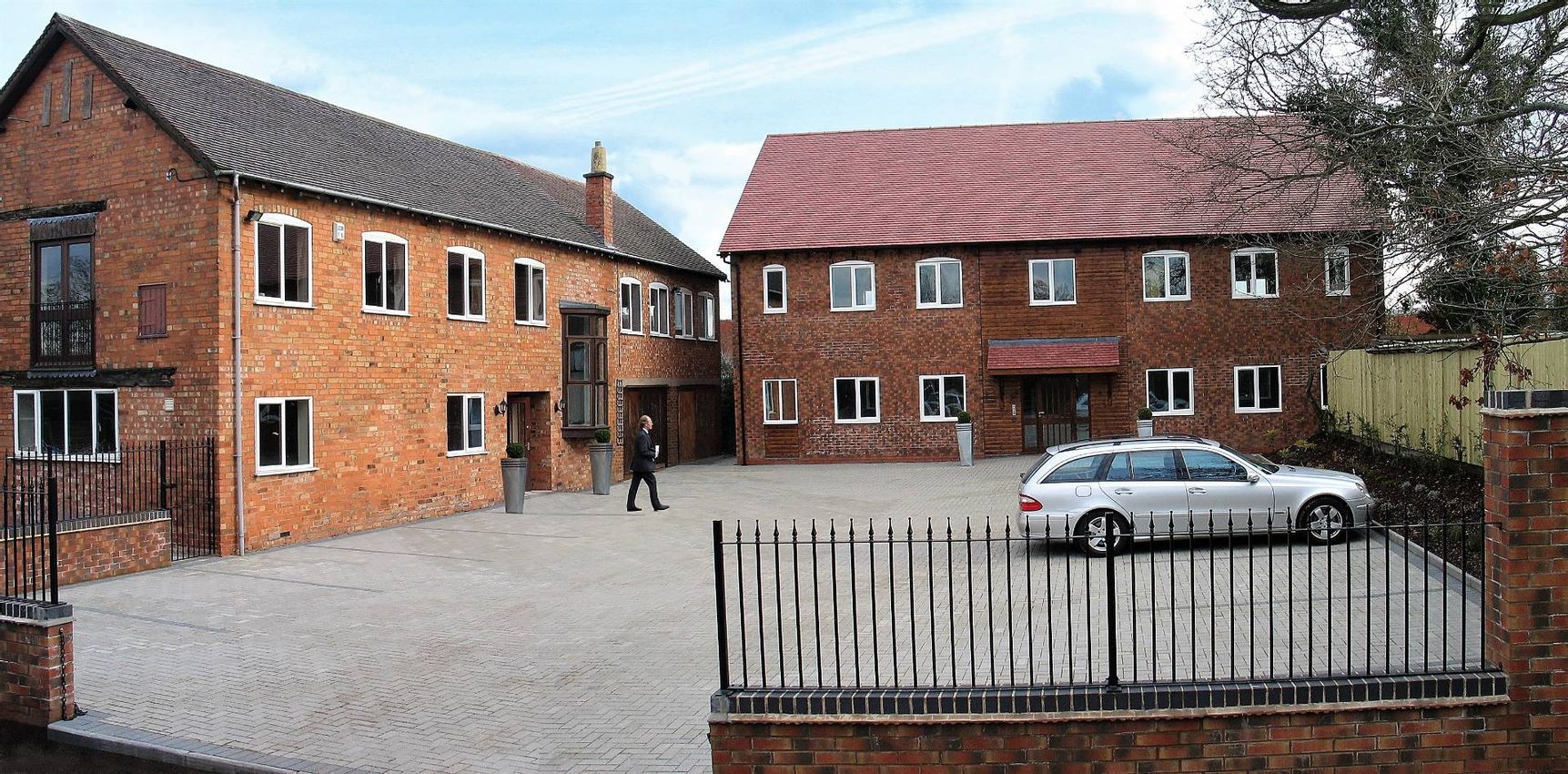 To Let 2 Rectory Court, Old Rectory Lane, Alvechurch, Birmingham, B48