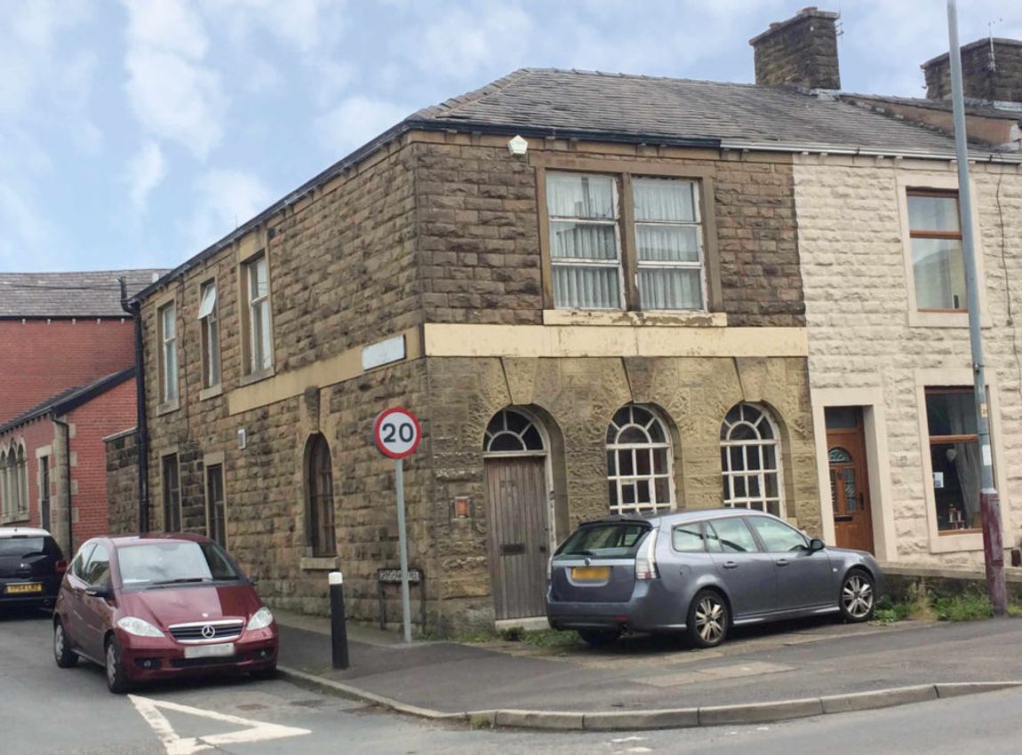 To Let 274 WHALLEY ROAD, CLAYTONLEMOORS ACCRINGTON BB5 5HE, BB5 5HE