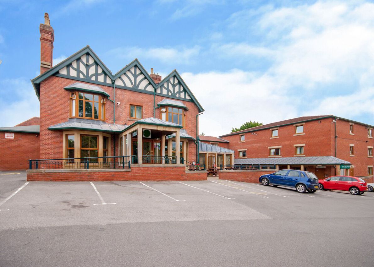 For Sale Staindrop Lodge North Sheffield, Lane End, Chapel Town