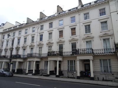 Property Image for Flat 19, 69-71 Gloucester Terrace, London, Greater London, W2 3DH