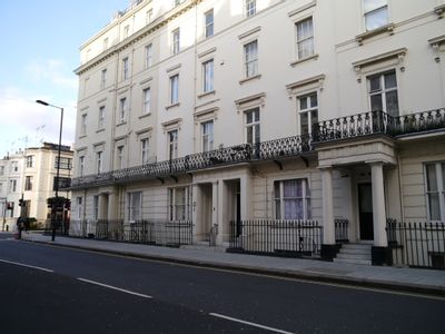 Property Image for Flat 4, 38 Gloucester Terrace, London, Greater London, W2 3DA