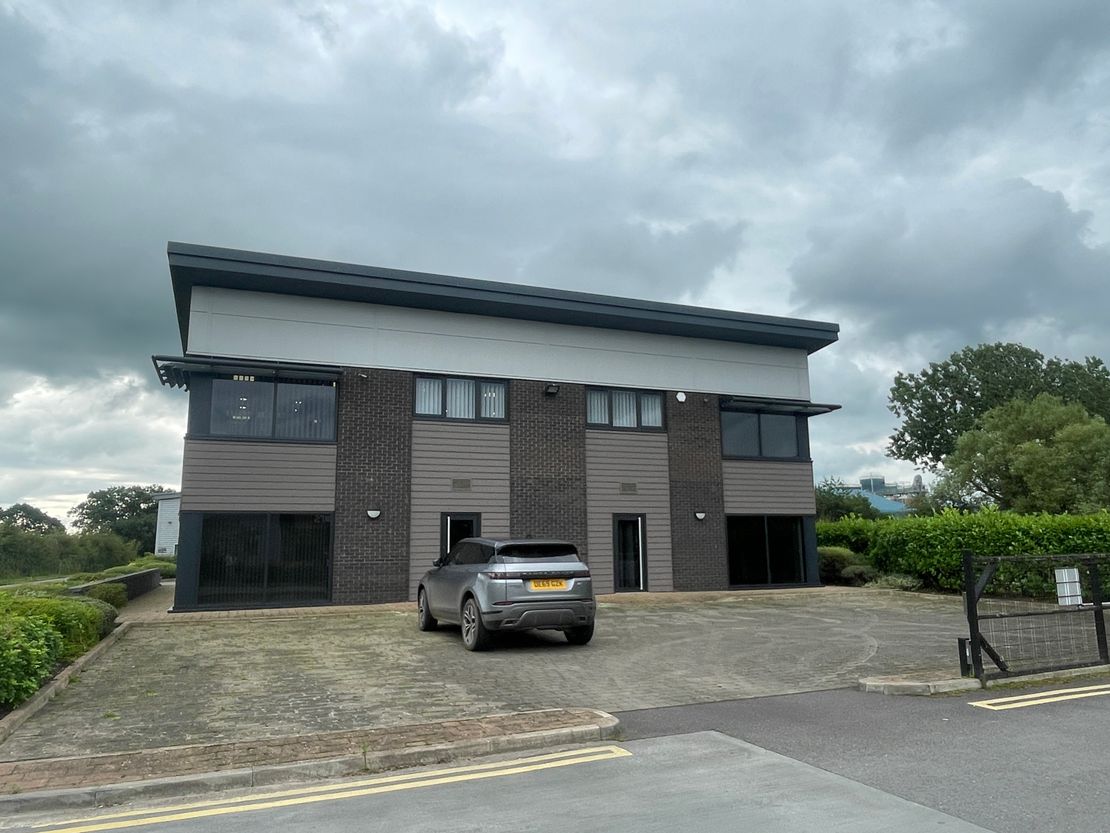 Portal House, A51, Botterley Court, Calveley, Nantwich, Cheshire, CW6 9GT
