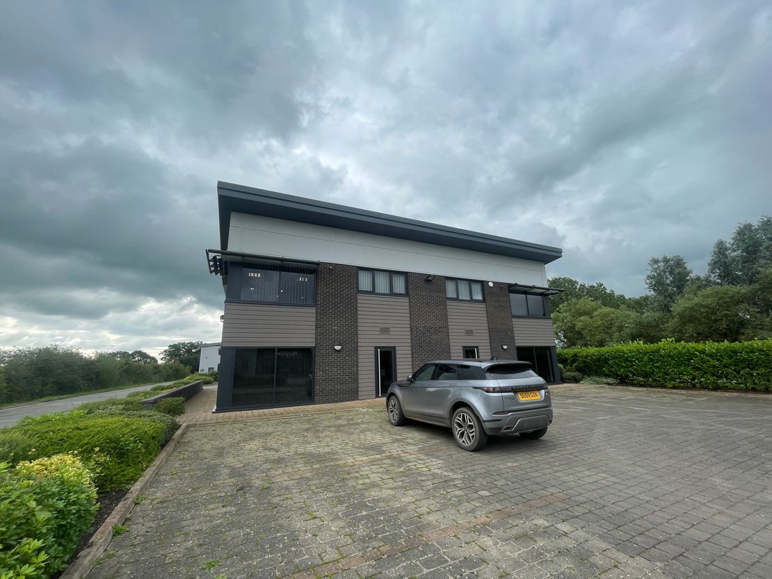 Portal House, A51, Botterley Court, Calveley, Nantwich, Cheshire, CW6 9GT