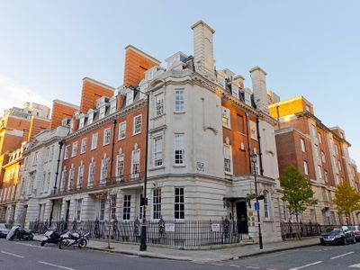 Property Image for 4 Devonshire Street, London, W1W 5DT