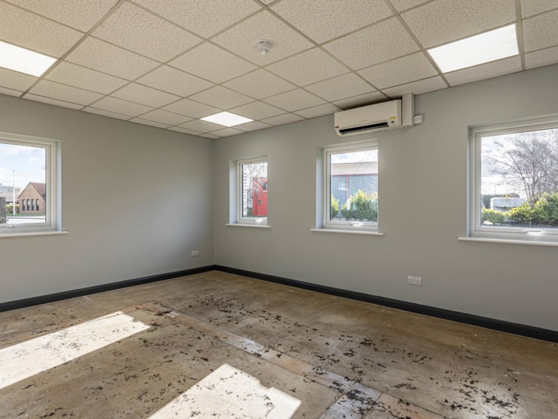 Four Seasons House | Enterprise Way | Pinchbeck | Spalding | Lincolnshire | PE11 3YR