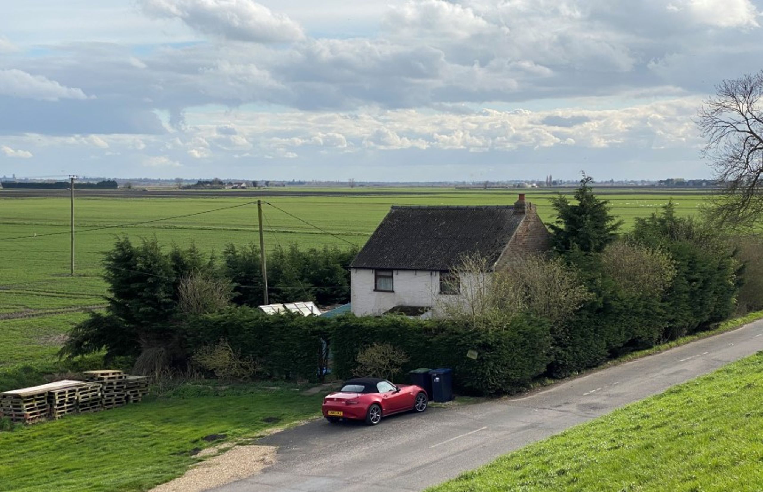 Auction The Cottage, Hundred Foot Bank, Pymoor, Ely, Cambridgeshire