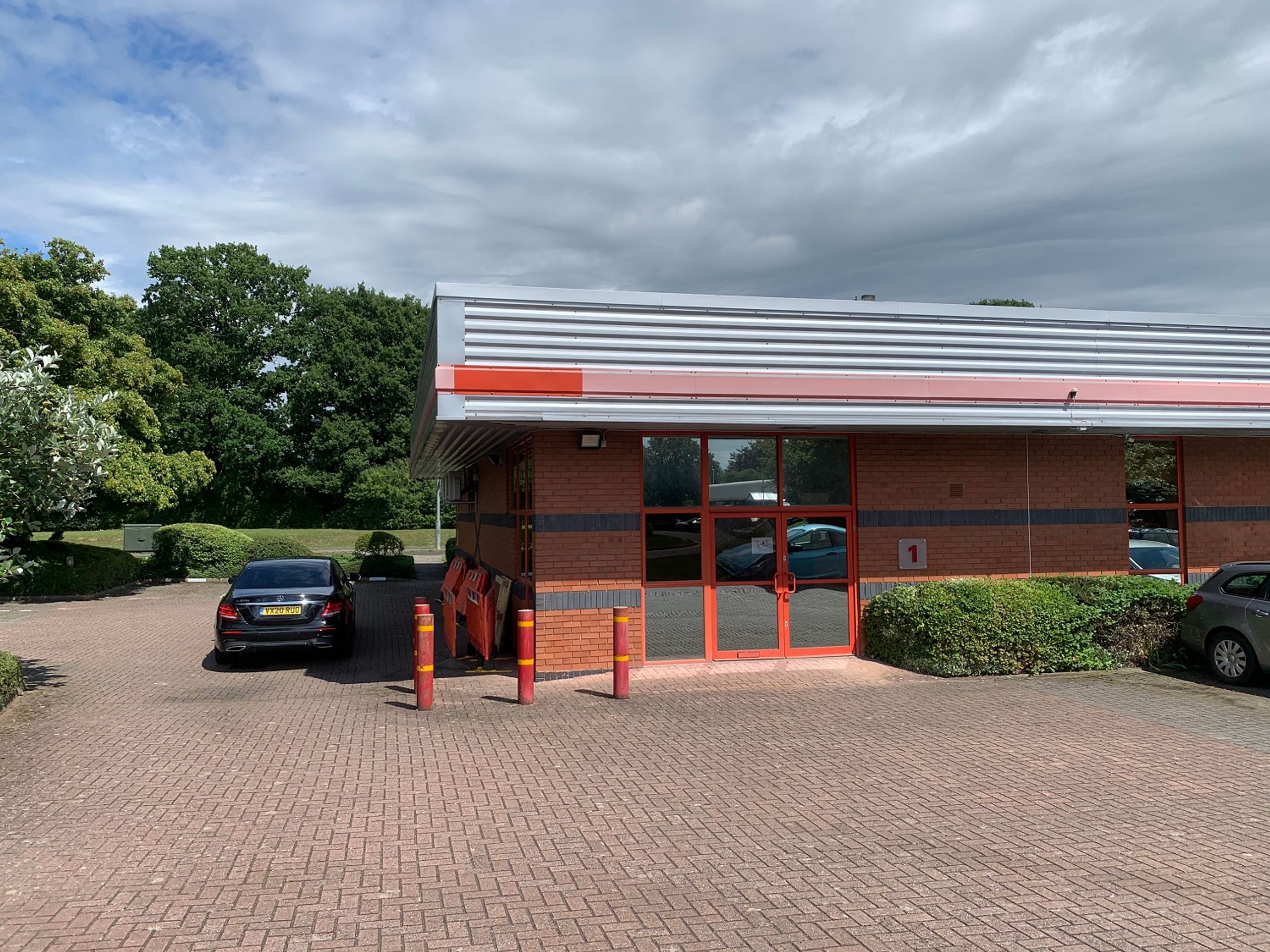 To Let Unit 1 Crest Park, Fringe Meadow Road, Norths Moons Moat