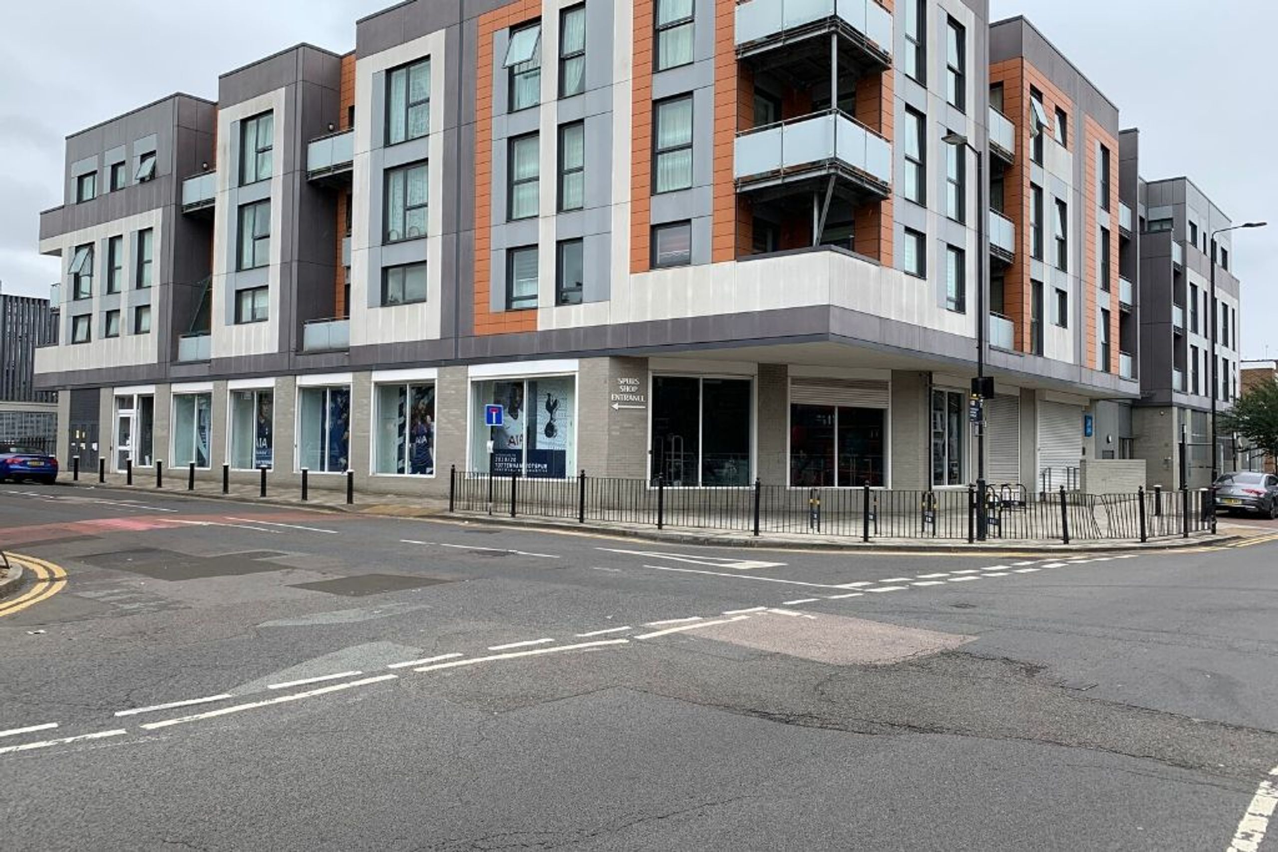 To Let 220 Park Lane, Tottenham, London, Greater London, N17 0HY PropList