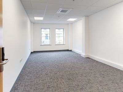 Property Image for Cumberland House, 35 Park Row, Nottingham, Nottinghamshire, NG1 6EE