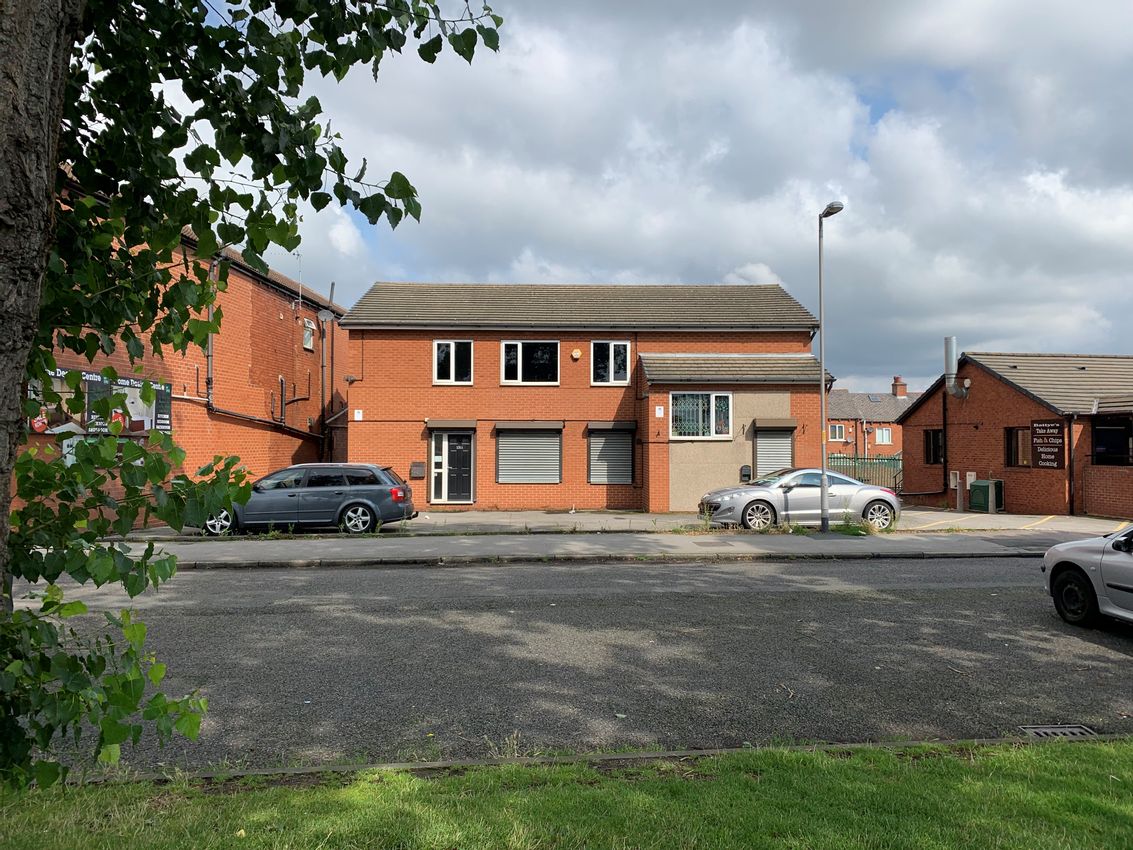 For Sale Houghton House, 131A Leeds Road, Glasshoughton, Castleford