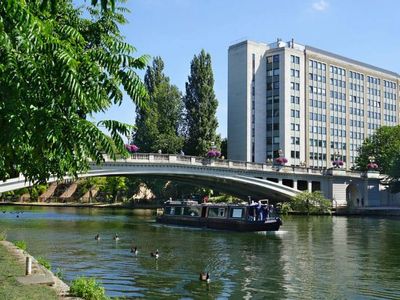 Property Image for Reading Bridge House, Reading Bridge, Reading, Berkshire, RG1 8LS