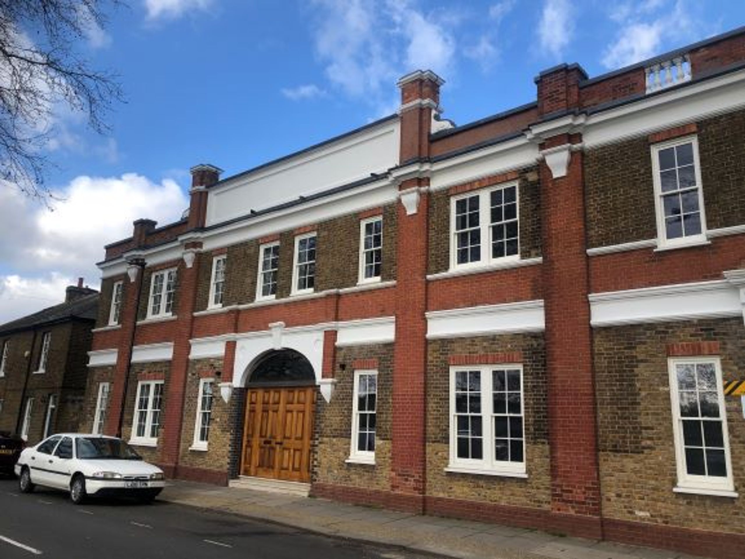 To Let Pier House, Strand on the Green, Chiswick PropList