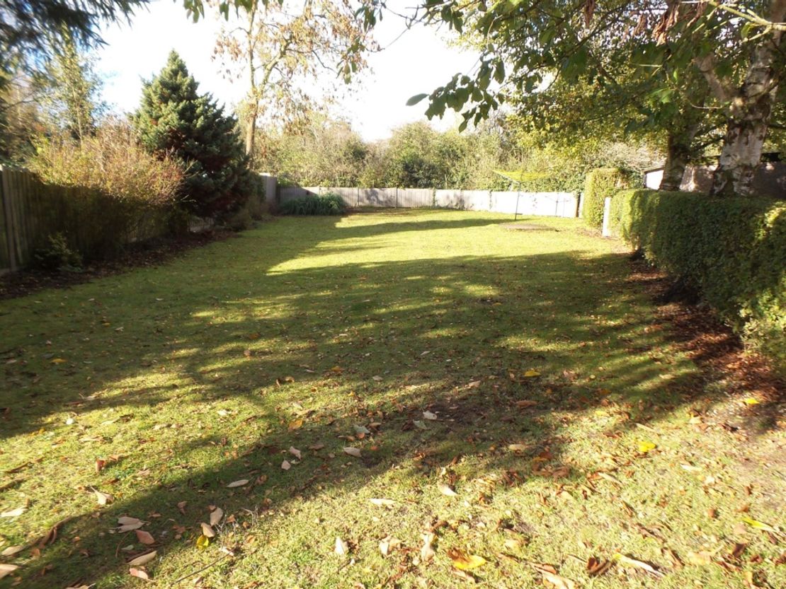 Crossroads Inn | Lincoln Road | East Barkwith | Market Rasen | LN8 5RW