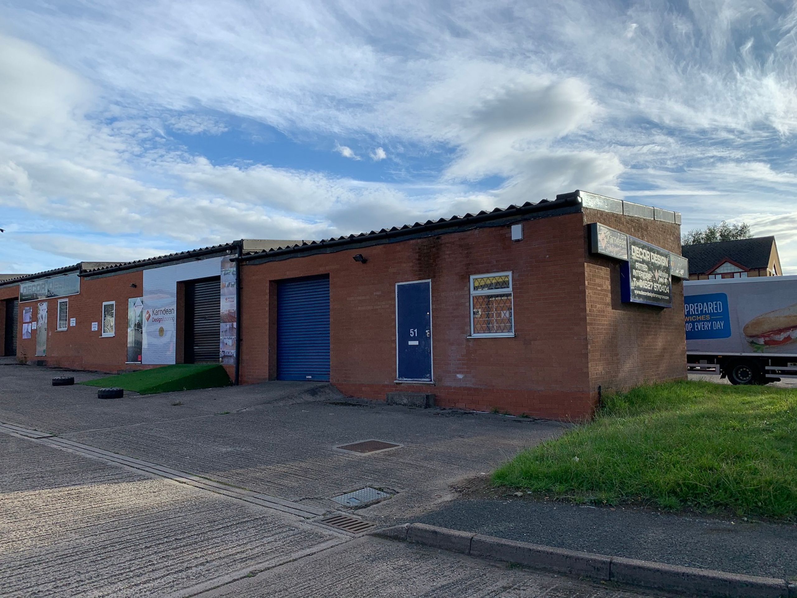 To Let 51 SHERWOOD ROAD, ASTON FIELDS, BROMSGROVE, WORCESTERSHIRE, B60