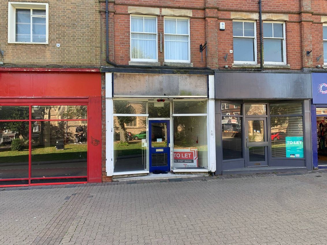 To Let 6 Market Place, Redditch Town Centre, Worcestershire, B98 8AA PropList