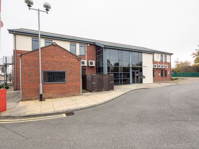 Property Image for Great Eastern House, Junction 7 Business Park, Wakefield Road, Leeds, West Yorkshire, LS10 3DQ