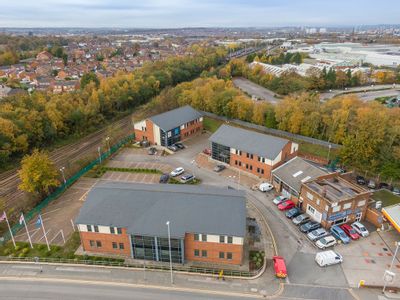 Property Image for Great Eastern House, Junction 7 Business Park, Wakefield Road, Leeds, West Yorkshire, LS10 3DQ