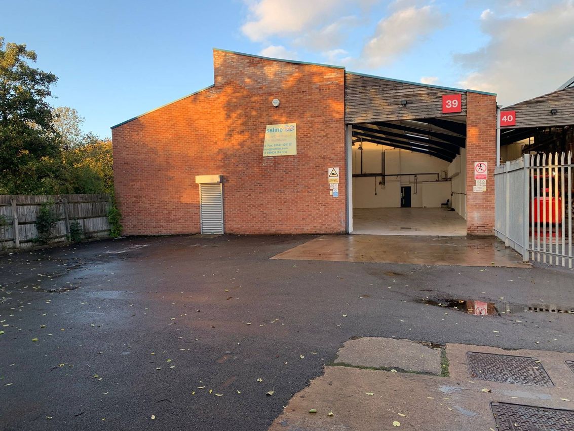 To Let 39 Heming Road, Washford Industrial Estate, Redditch