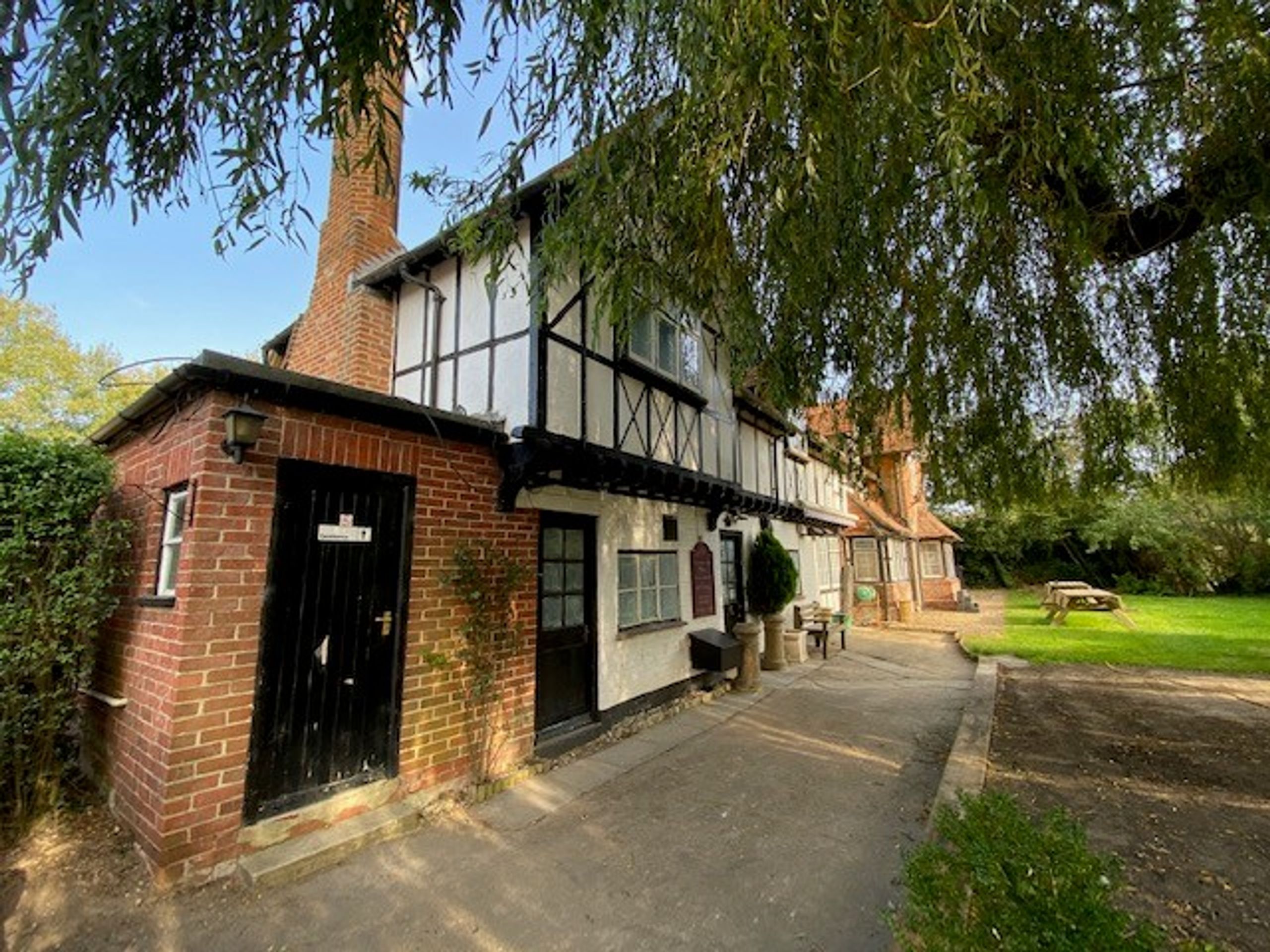 For Sale Winterbourne Arms, Winterbourne Arms, Winterbourne, Newbury