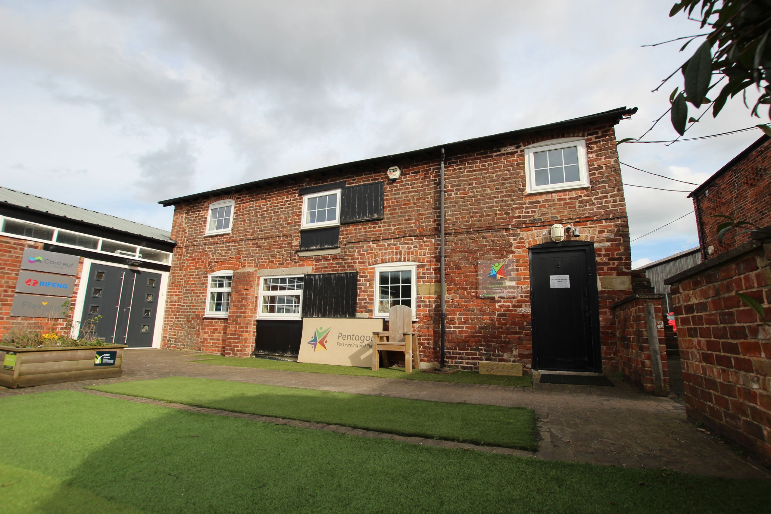 To Let First Floor Office Suite Tollbar, Roadside Court, Alderley Road
